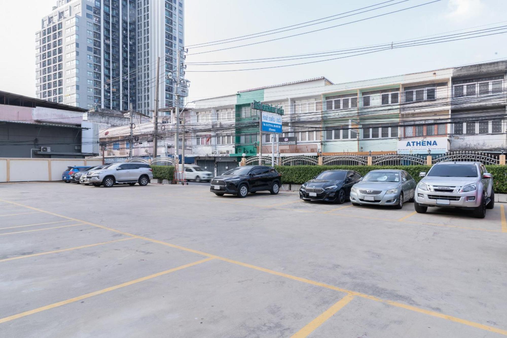 Nicha Residence Hotel 방콕 외부 사진