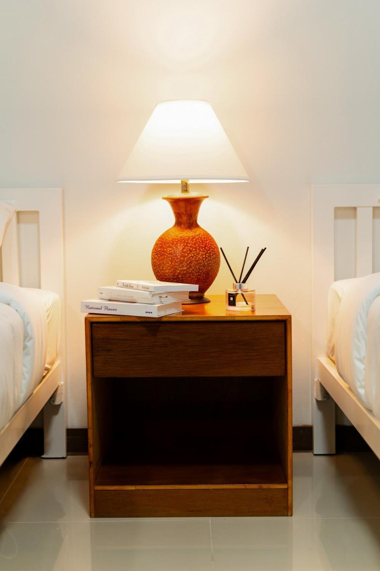 Nicha Residence Hotel 방콕 외부 사진