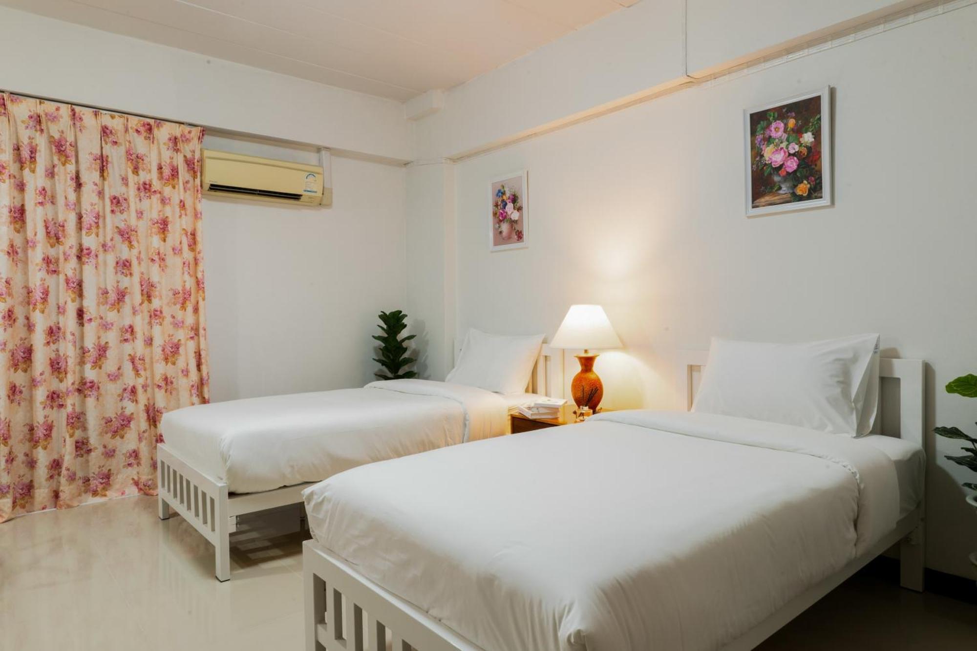 Nicha Residence Hotel 방콕 외부 사진