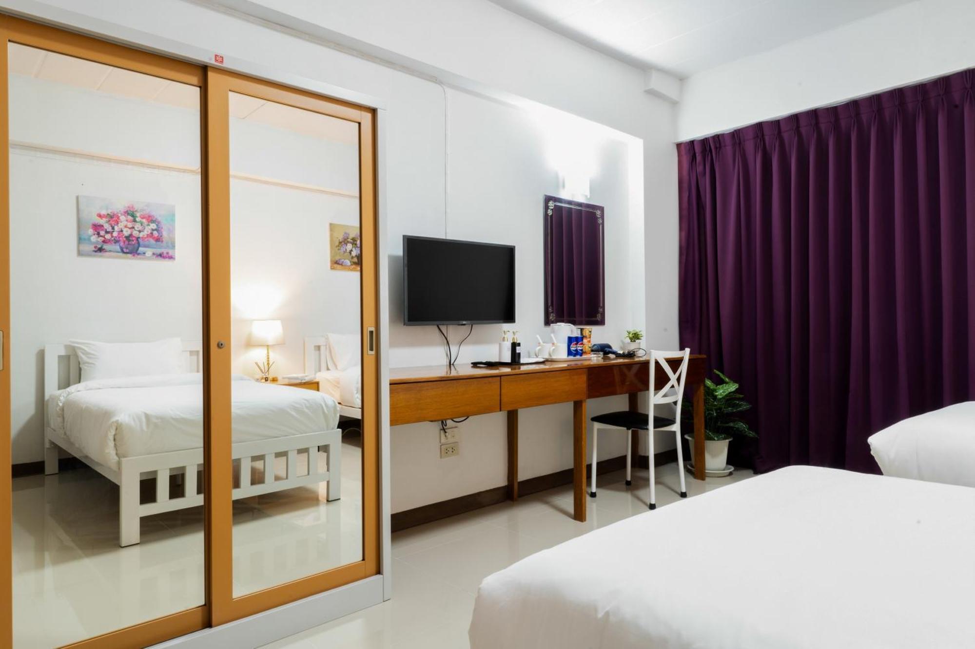 Nicha Residence Hotel 방콕 외부 사진